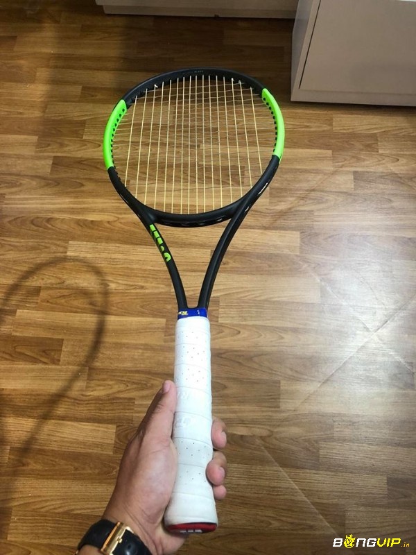 Kinh nghiệm mua vợt Tennis cũ
