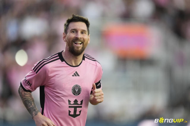 Danh sách top 10 cầu thủ tạt bóng tốt nhất đứng đầu là Lionel Messi